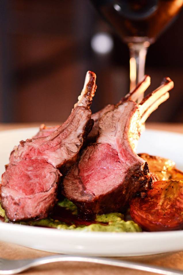 Acréscimos no menu: cordeiro assado Acréscimos no menu: cordeiro assado