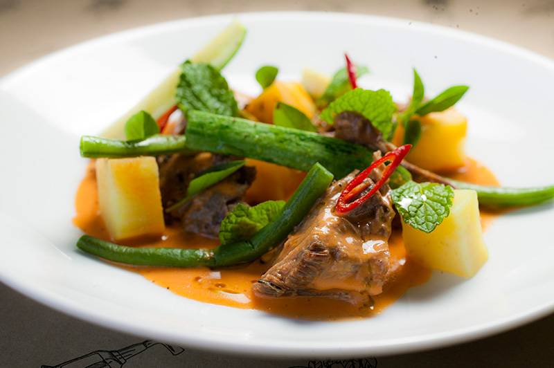 Curry de cordeiro com legumes Curry de cordeiro com legumes