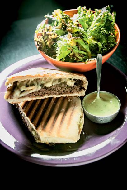 Brisket de boi: uma espécie de carne louca Brisket de boi: uma espécie de carne louca