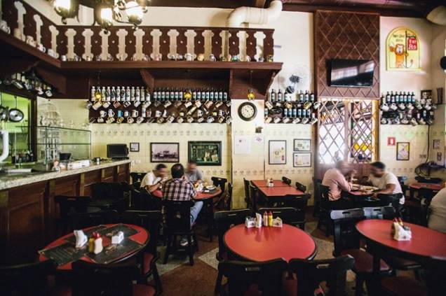 Fim de ano: guarda mesas para turmas de, no mínimo, dez integrantes. Fim de ano: guarda mesas para turmas de, no mínimo, dez integrantes.