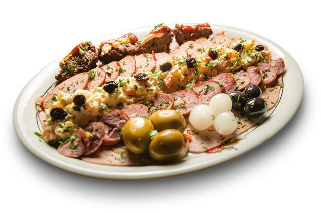 Frios à moda do Bar Léo: boa pedida no centro Frios à moda do Bar Léo: boa pedida no centro