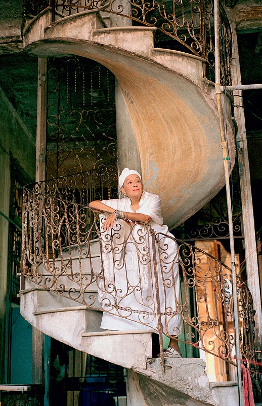 O conjunto cubano retorna à cidade com a cantora Omara Portuondo O conjunto cubano retorna à cidade com a cantora Omara Portuondo
