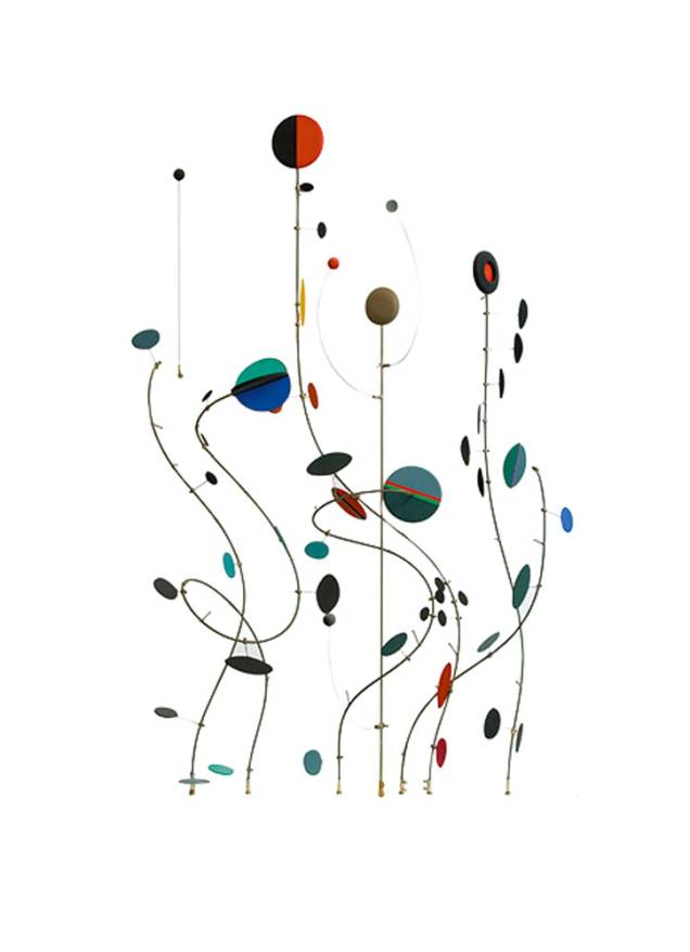 Móbiles e pinturas na exposição Calder e a Arte Brasileira Móbiles e pinturas na exposição Calder e a Arte Brasileira