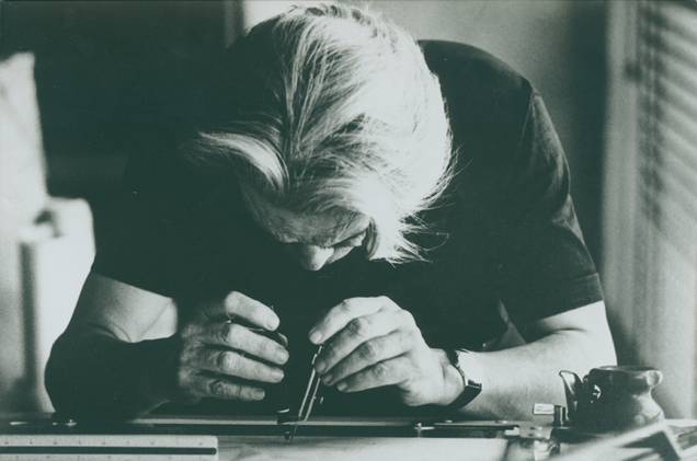 Artigas em seu escritório em 1975 Artigas em seu escritório em 1975