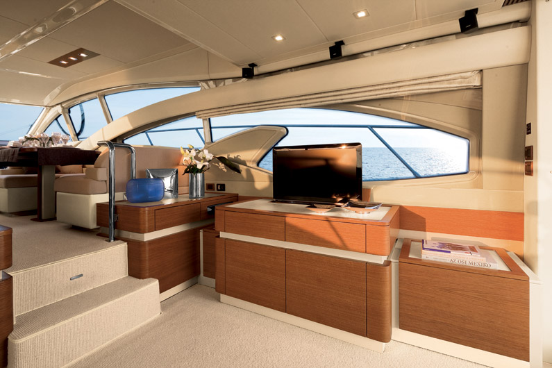 Azimut 60: sala de estar da embarcação 