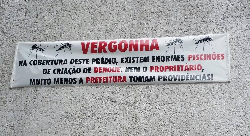 Imóvel abandonado vira possível criadouro do mosquito Aedes aegypti