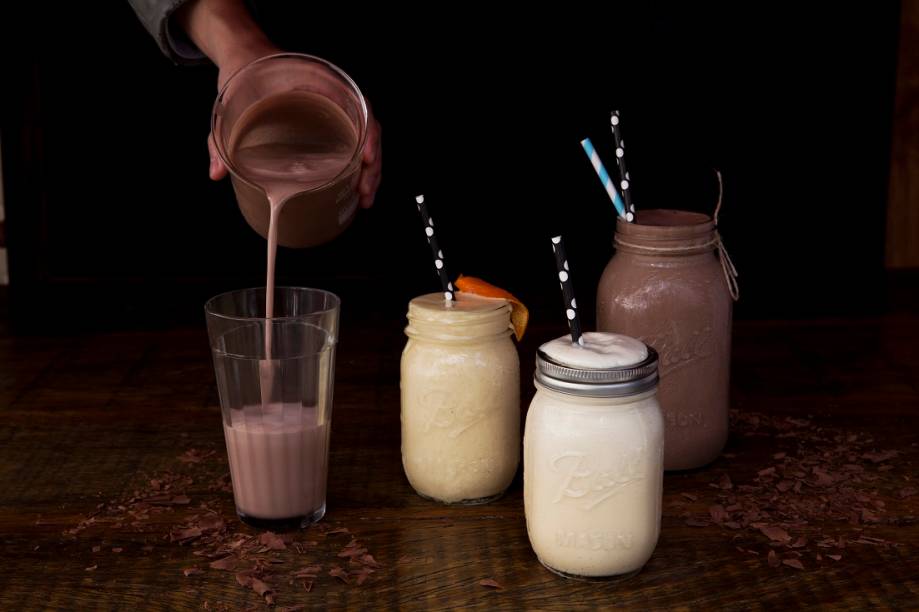 Cadillac Burger: milk-shakes de laranja, baunilha e chocolate feitos com sorvete artesanal Cadillac Burger: milk-shakes de laranja, baunilha e chocolate feitos com sorvete artesanal