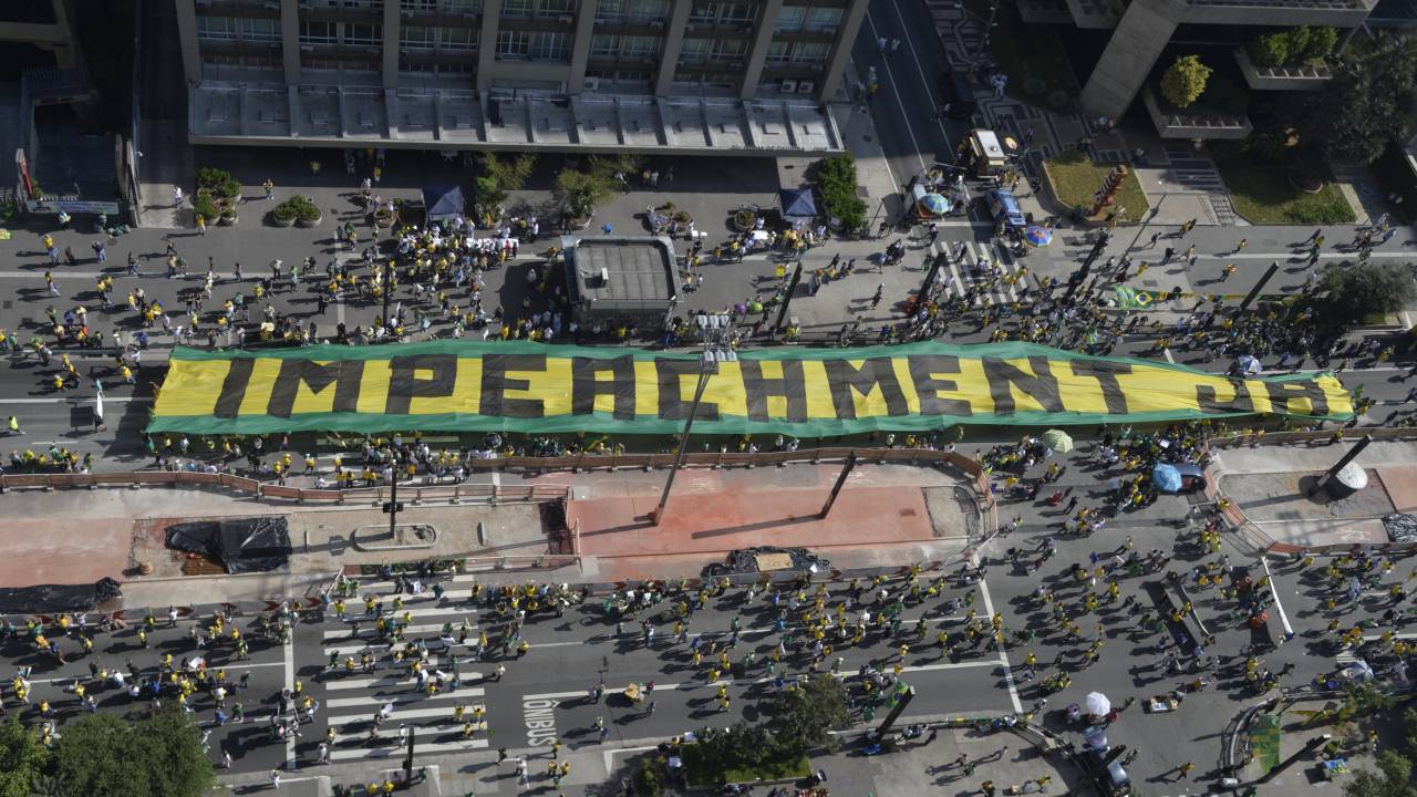 bandeira-impeachment