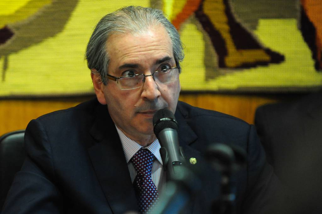 Cunha aceita pedido de impeachment da presidente Dilma Rousseff