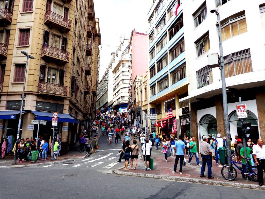 Presentes que não parecem ter sido comprados na 25 de Março
