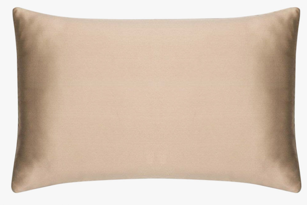 Iluminage Pillow
