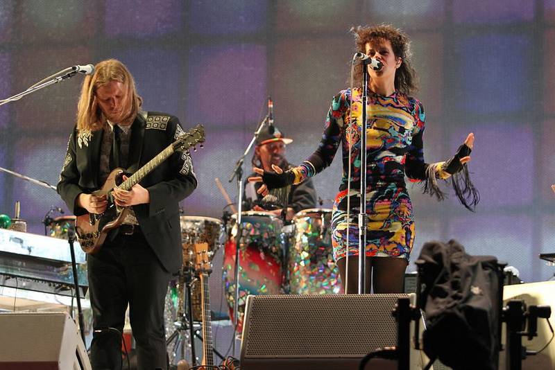 Arcade Fire fez uma apresenta&ccedil;&atilde;o eletrizante para fechar o Lollapalooza 2014