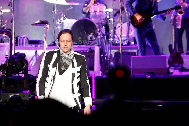 Arcade Fire fez uma apresenta&ccedil;&atilde;o eletrizante para fechar o Lollapalooza 2014