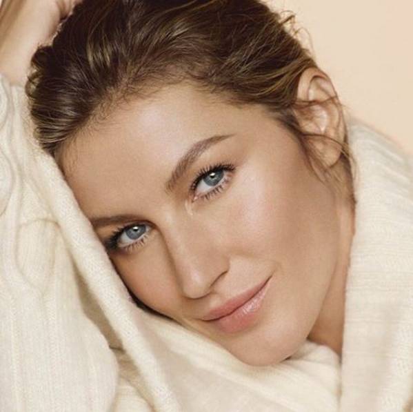 399,90 reais é o valor para conquistar um autógrafo de Gisele Bündchen