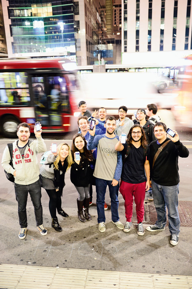 Diretores discutem o uso do Pokémon Go nas escolas