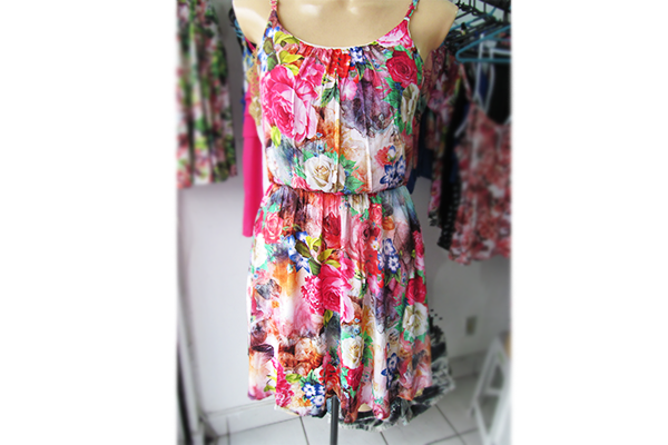 Vestido estampado: 50 reais na R&S Modas (Rua Dr. C&eacute;sar Castiglioni J&uacute;nior, 238, loja 2, Casa Verde)
