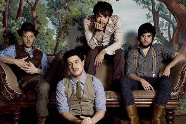 Os britânicos do Mumford & Sons apresentam músicas de seu novo trabalho no Lollapalooza 2015 Os britânicos do Mumford & Sons apresentam músicas de seu novo trabalho no Lollapalooza 2015