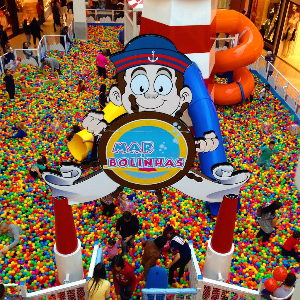 Mar de Bolinhas terá horários exclusivos para adultos