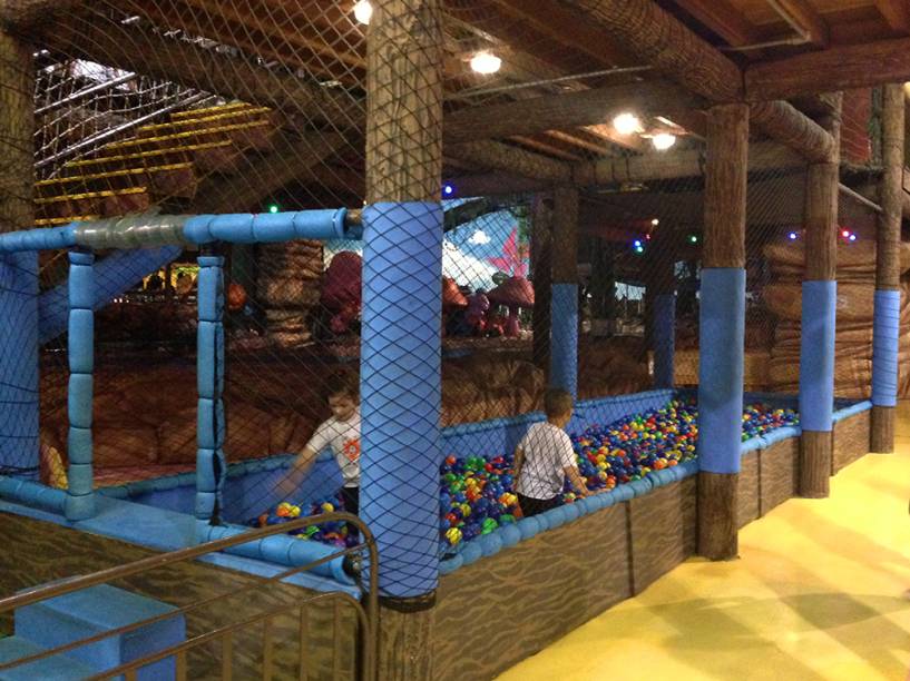 Mundo da Xuxa: piscina tem 7,70 metros de comprimento e 2,20 metros de largura Mundo da Xuxa: piscina tem 7,70 metros de comprimento e 2,20 metros de largura