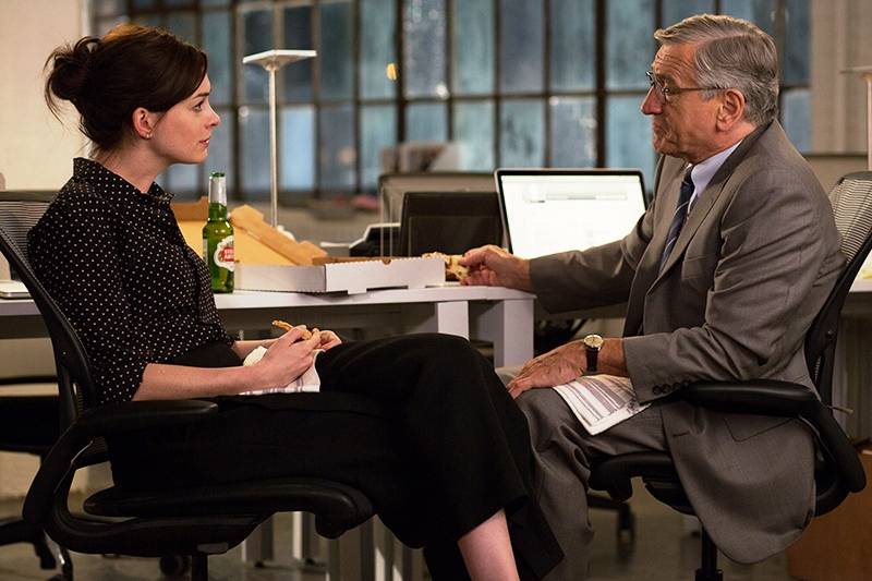 Um Senhor Estagi&aacute;rio: Anne Hathaway e&nbsp;Robert De Niro