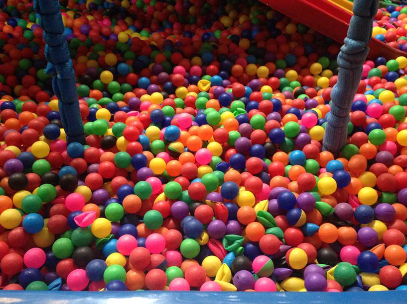 Amazing Balls: reposição de unidades amassadas é feita a cada sessenta dias, de acordo com organização Amazing Balls: reposição de unidades amassadas é feita a cada sessenta dias, de acordo com organização