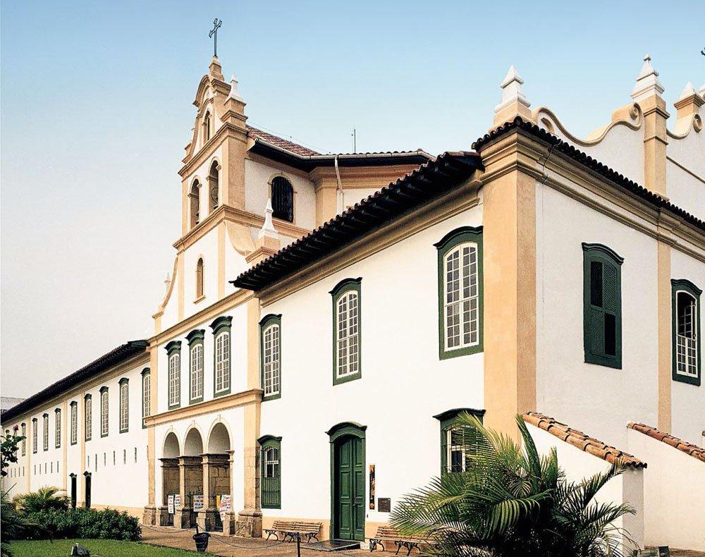 Livro apresenta 110 construções tombadas no Brasil