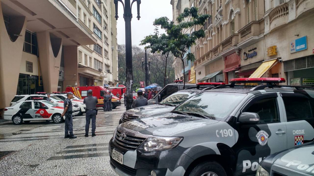 mulher refém barão