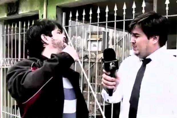O rep&oacute;rter &eacute; agredido