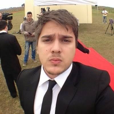 nbsp;"Infelizmente as pessoas n&atilde;o querem mais conversar e odeiam quando s&atilde;o contrariadas. O soco est&aacute; doendo at&eacute; agora mas foi por uma boa causa", disse em suas redes sociais