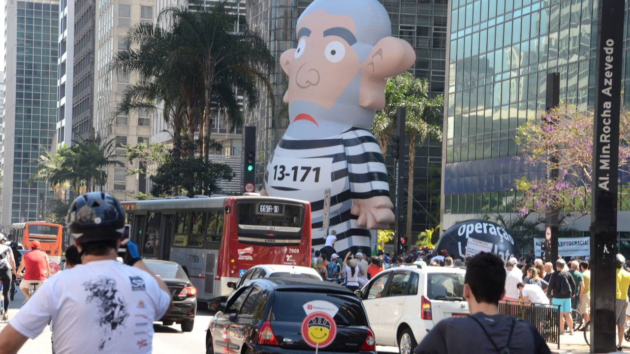 Lula inflado