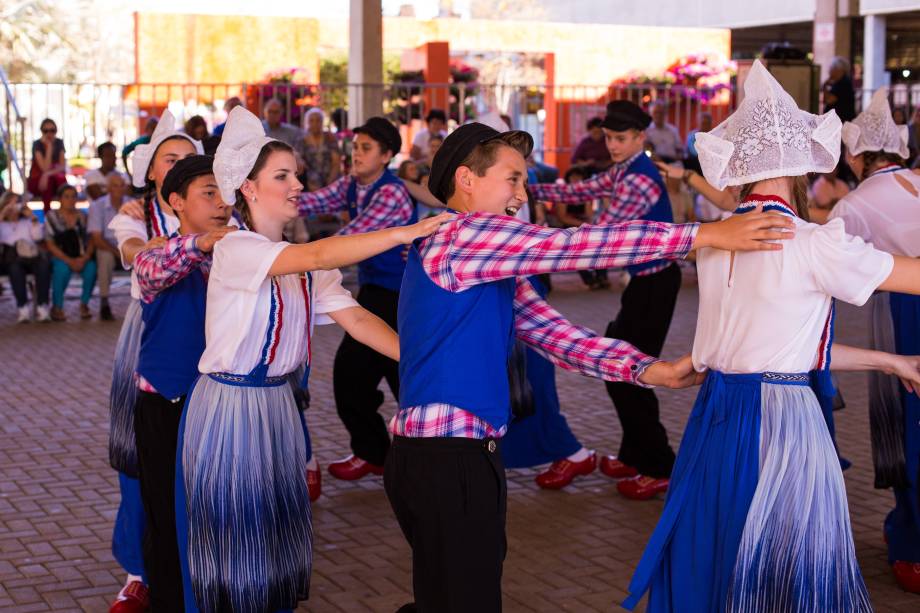 	As coreografias apresentadas t&ecirc;m cerca de 1 600 anos.