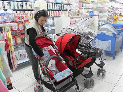 Blitz autua lojas que vendiam produtos irregulares para bebês