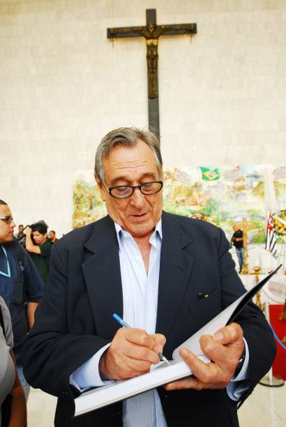 Paulo Goulart no velório do ator Paulo Autran, na Assembléia Legislativa