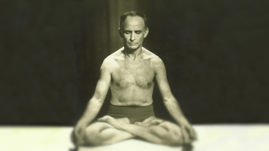 Documentário faz uma biografia de um pioneiro do yoga no Brasil Documentário faz uma biografia de um pioneiro do yoga no Brasil