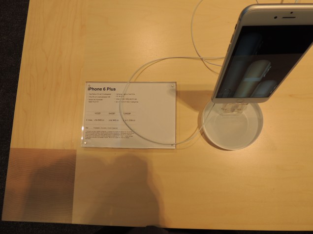 Modelos como iPhone 6 plus, com tela maior, tamb&eacute;m est&atilde;o sendo vendidos