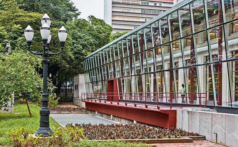 Biblioteca M&aacute;rio de Andrade, no centro