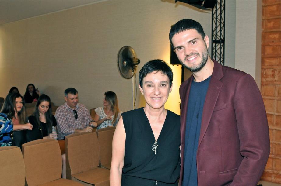 L&iacute;via Pedreira, da Casa Cor, e Guto Requena, designer e palestrante na DW!