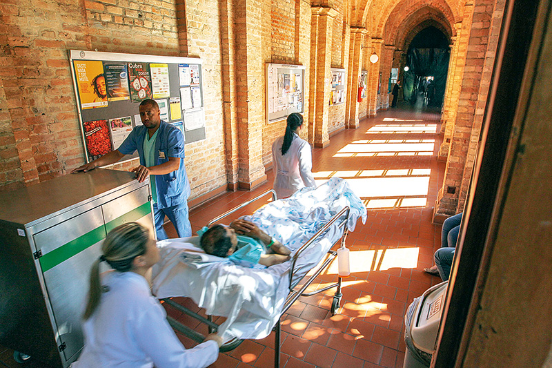 Empresa que faz segurança da Santa Casa rescinde contrato por falta de pagamento