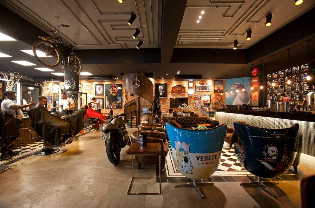 Barbearias com estilo vintage crescem em São Paulo
