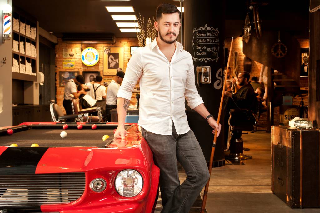 Dono da Barbearia Corleone lança kit para barba