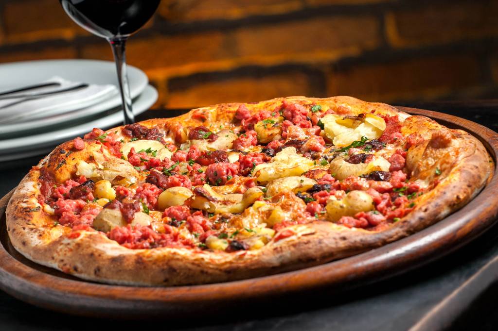 Saiba qual é o sabor de pizza predileto dos paulistanos segundo o Google