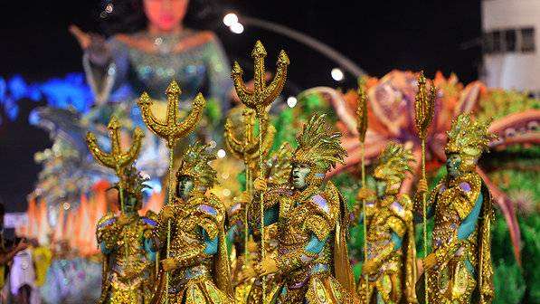 Desfile da &Aacute;guia de Ouro: terceira colocada no Carnaval 2014