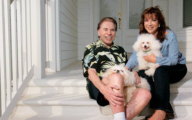 Com Iris, o poodle Tito e o lhasa apso Bolha: &ldquo;Deus me deu muita sorte&rdquo;
