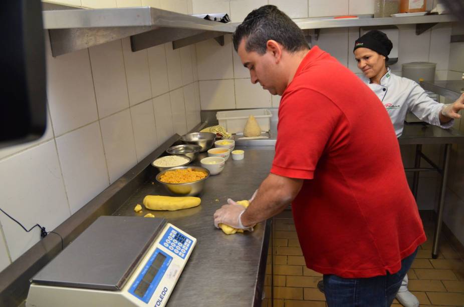 Cake Boss: também participou da produção do salgado