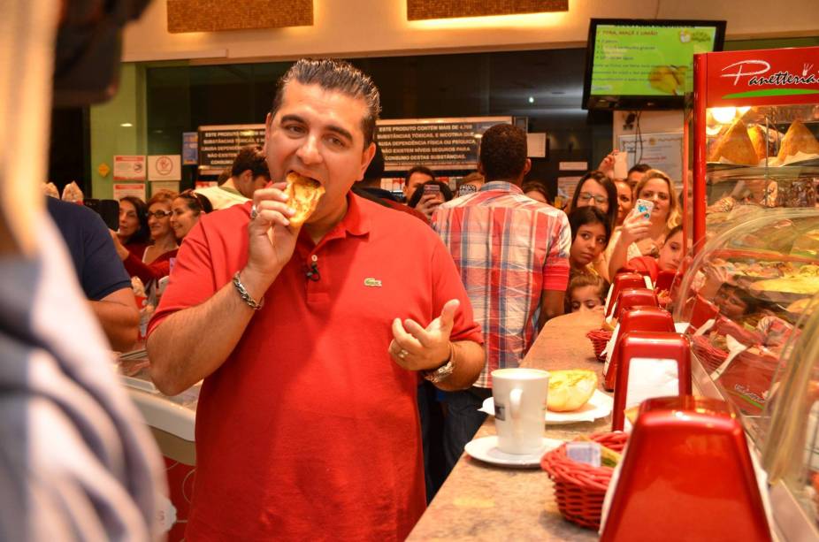 Cake Boss: Valastro experimentou a combinação de pão na chapa com uma média
