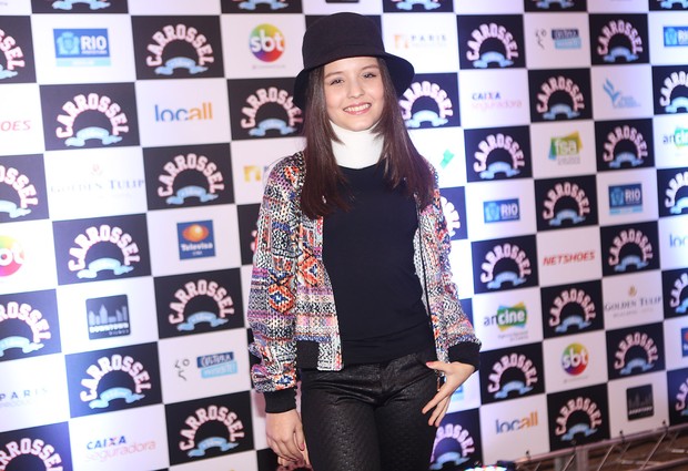 Larissa Manoela, a Maria Joaquina (patricinha da turma). Idade: 14 anos. Maior cachê de presença vip: entre 10 000 e 25 000 reais Larissa Manoela, a Maria Joaquina (patricinha da turma). Idade: 14 anos. Maior cachê de presença vip: entre 10 000 e 25 000 reais