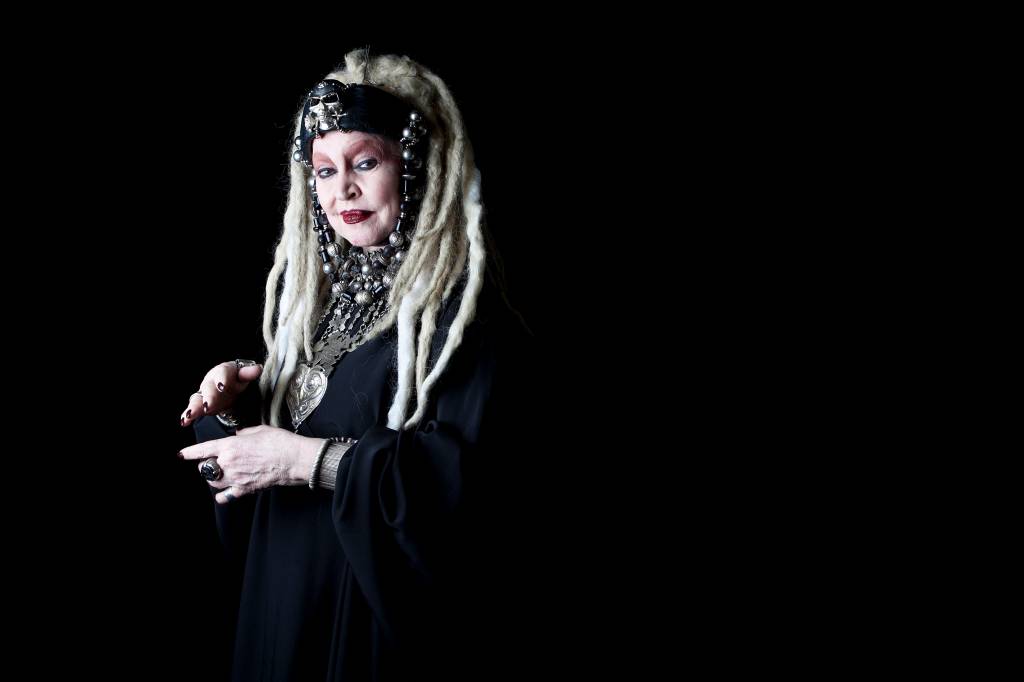 Elke Maravilha sai do coma induzido