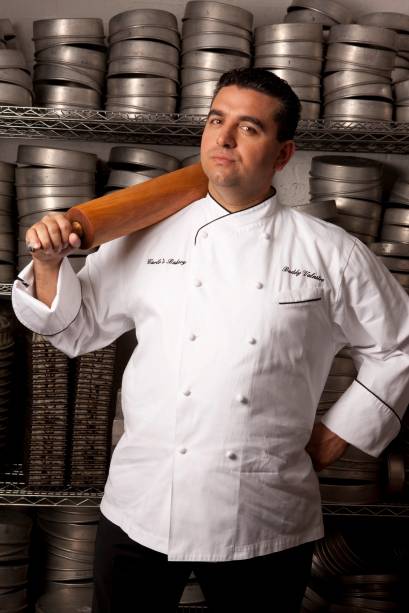 Astro do reality show Cake Boss, Buddy Valastro desembarca em S&atilde;o Paulo na manh&atilde; do domingo (20)
