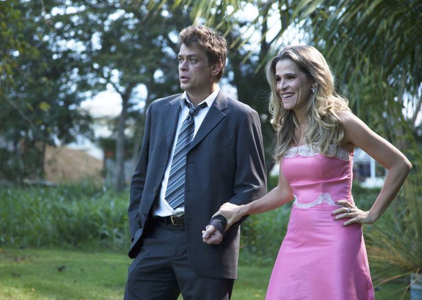 Entre Idas e Vindas: longa é simpático e tem ótimo elenco, mas sua trama não convence Entre Idas e Vindas: longa é simpático e tem ótimo elenco, mas sua trama não convence