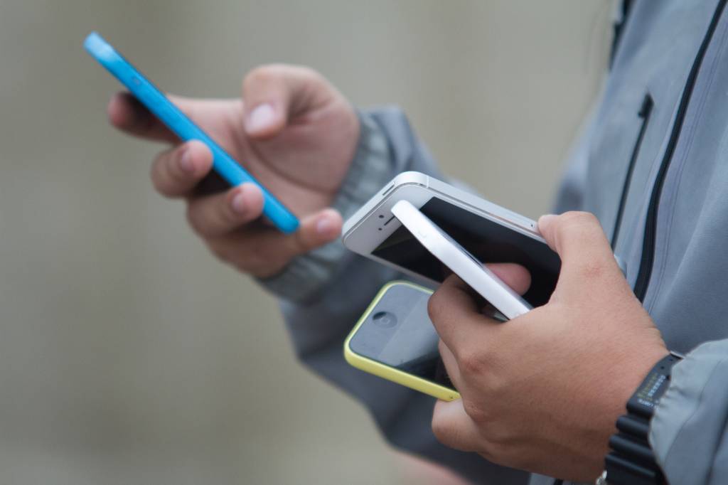 3 passos para cancelar o envio de fotos e vídeos no WhatsApp